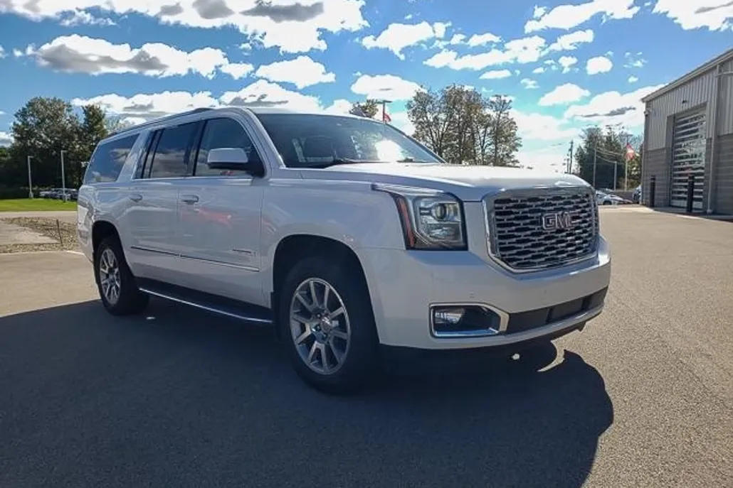 2020 Gmc Yukon XL Denali photo 1