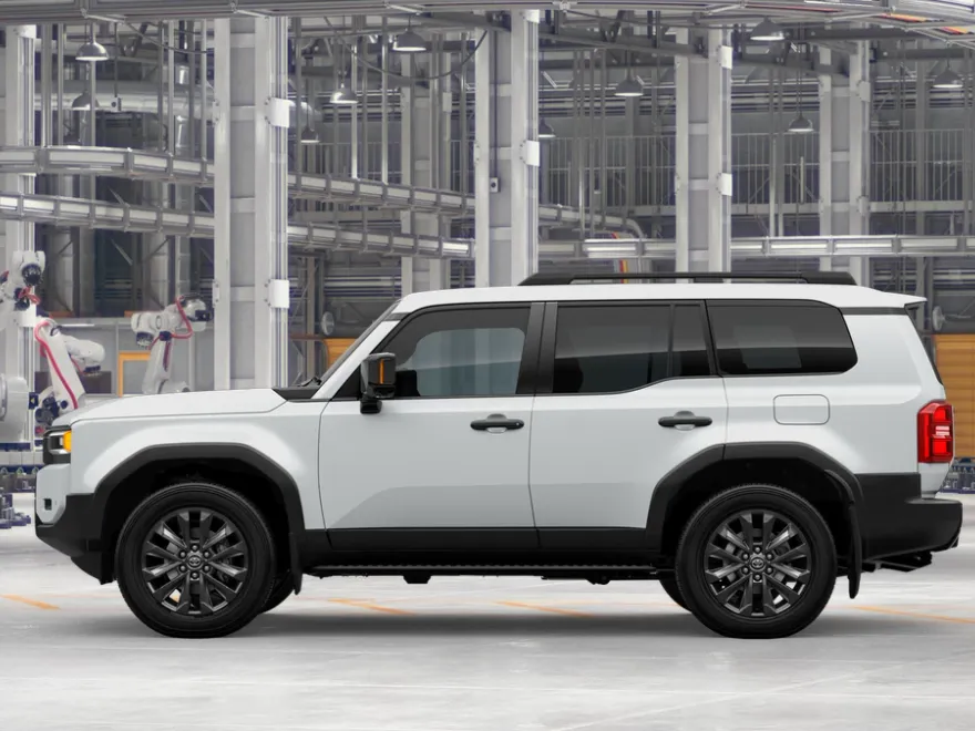2025 Toyota Land Cruiser photo 1