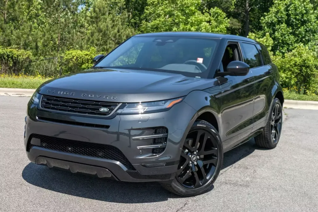 2026 Land Rover Range Rover Evoque Dynamic SE photo 1