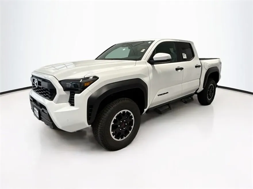 2025 Toyota Tacoma TRD Off-Road 4x4 Double Cab photo 1