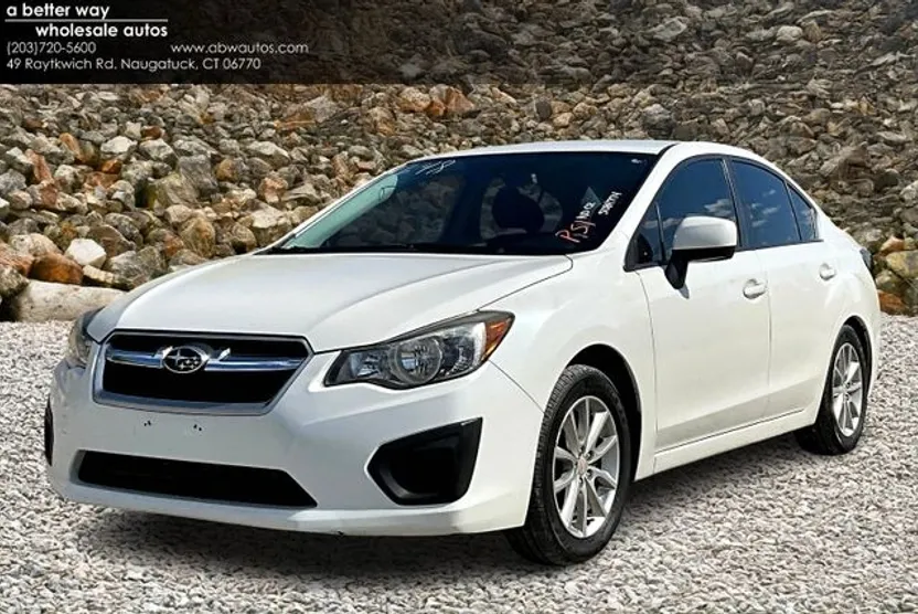 2014 Subaru Impreza 2.0i Premium photo 1