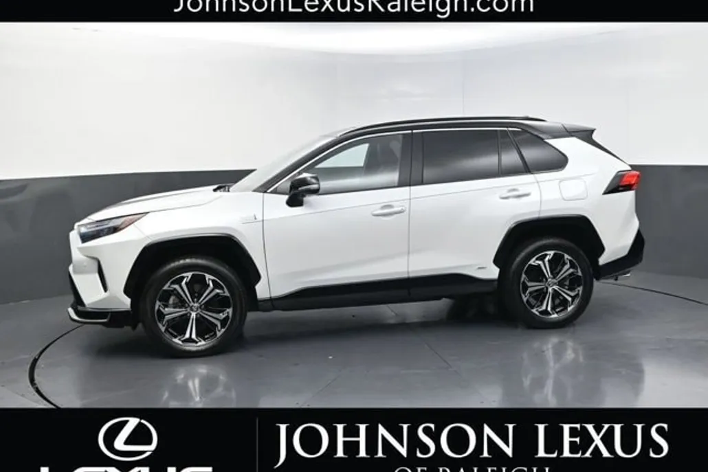 2024 Toyota RAV4 Prime XSE Premium photo 1