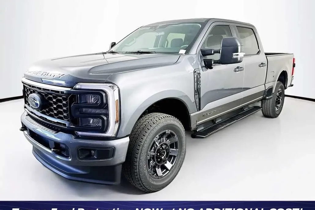 2025 Ford F-350 XL photo 1