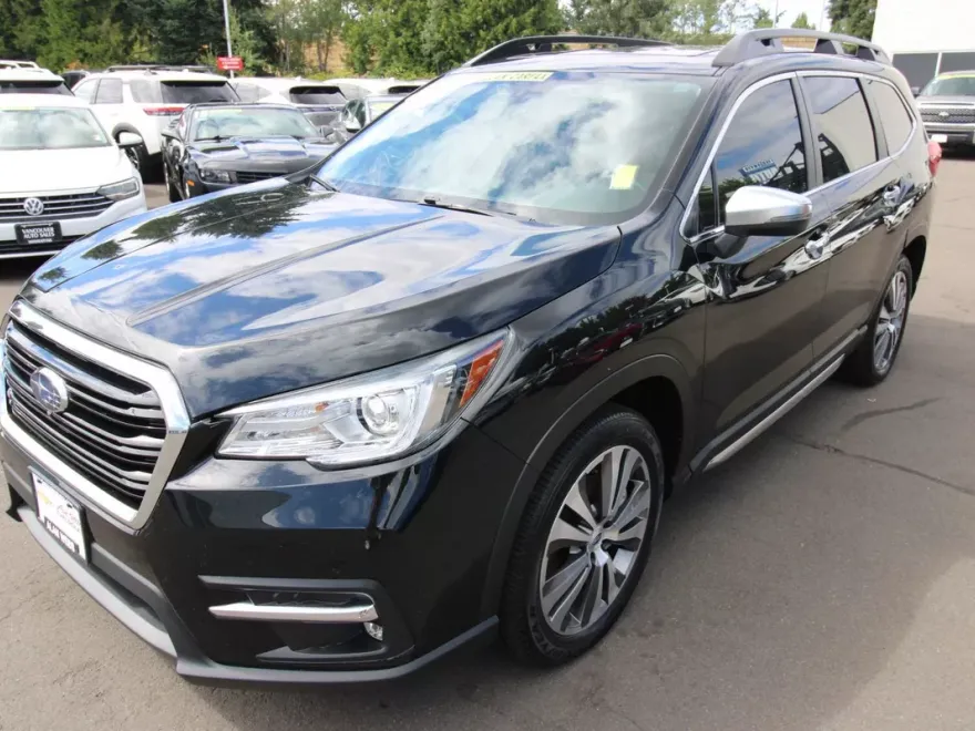 2022 Subaru Ascent Touring photo 1