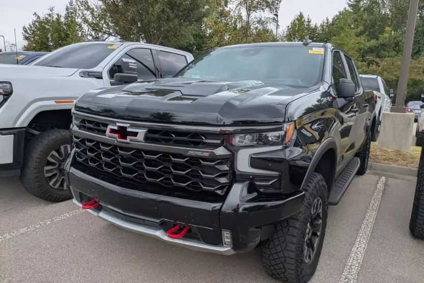 2024 Chevrolet Silverado 1500 ZR2 photo 1