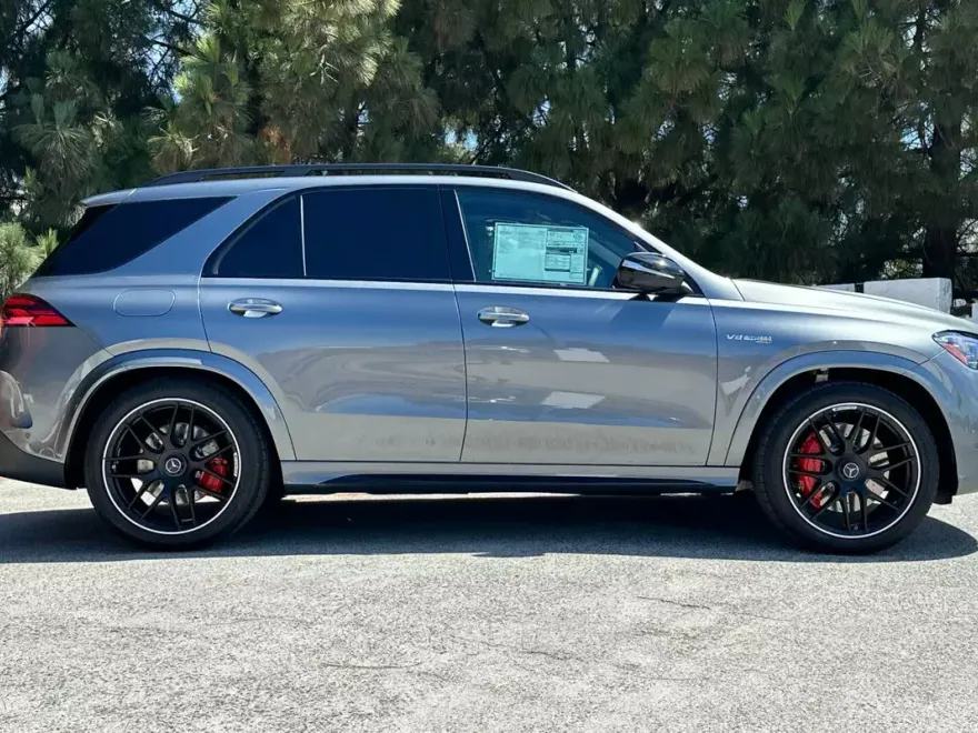 2026 Mercedes Benz GLE AMG 63 S photo 1