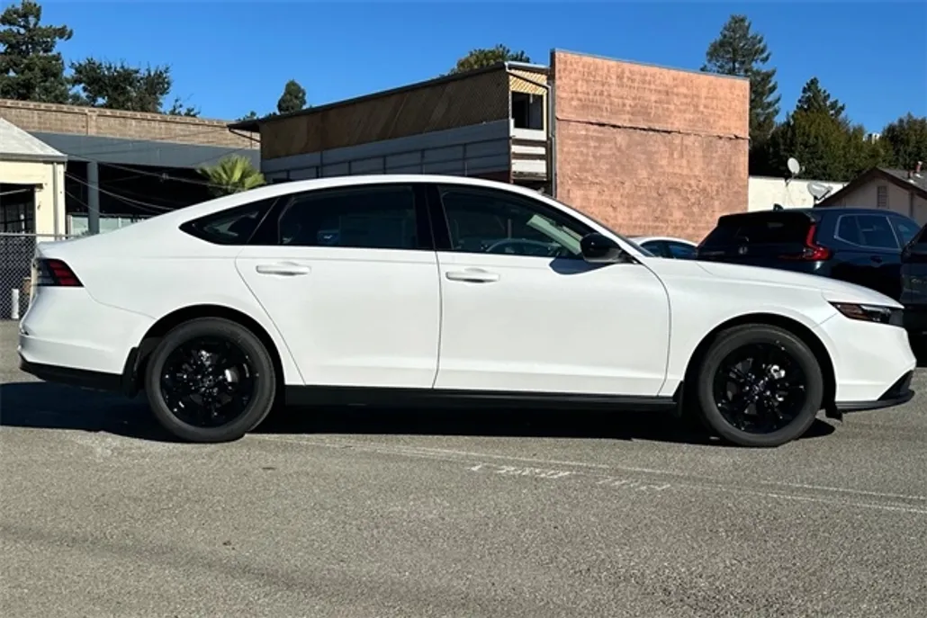 2025 Honda Accord SE photo 1