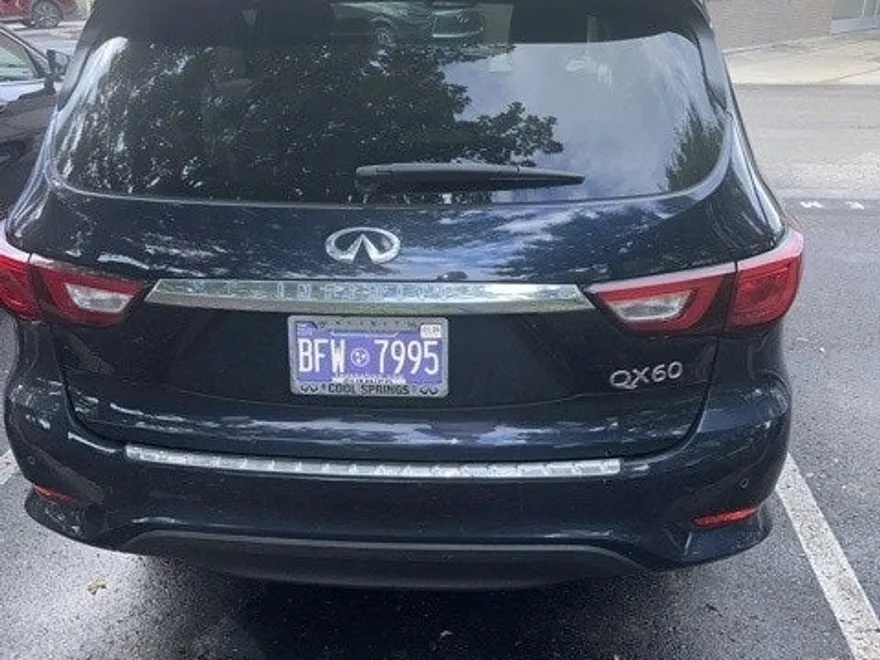 2017 Infiniti QX60 Base photo 1
