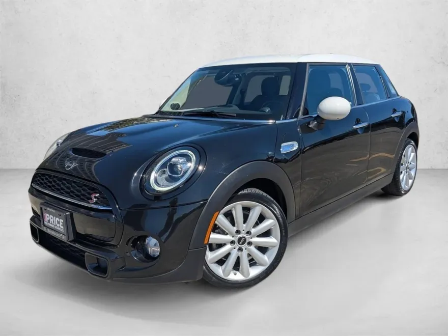 2019 Mini Cooper Hardtop S photo 1