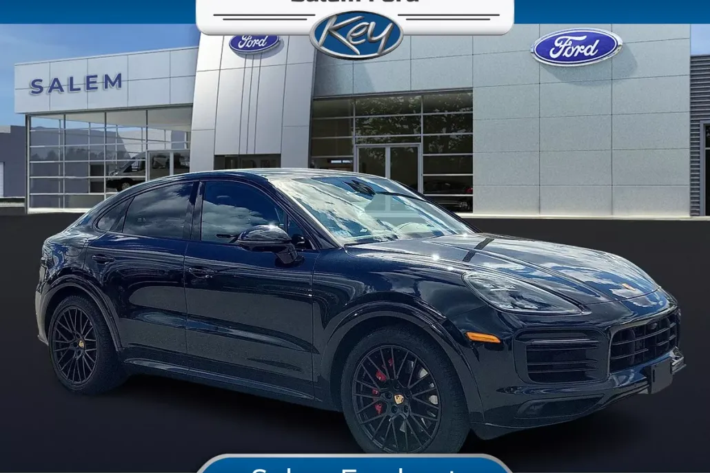 2021 Porsche Cayenne Coupe GTS photo 1