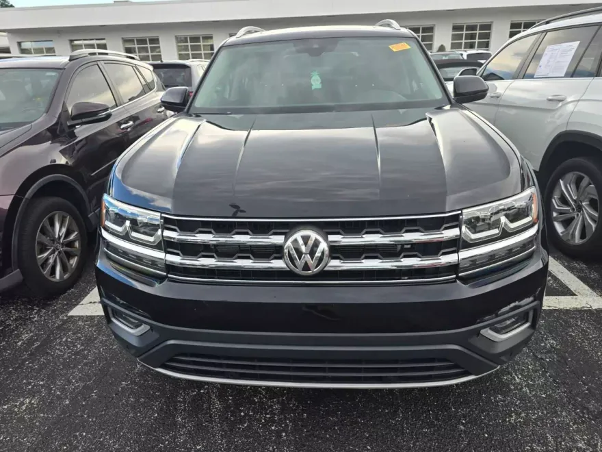 2019 Volkswagen Atlas V6 SEL photo 1