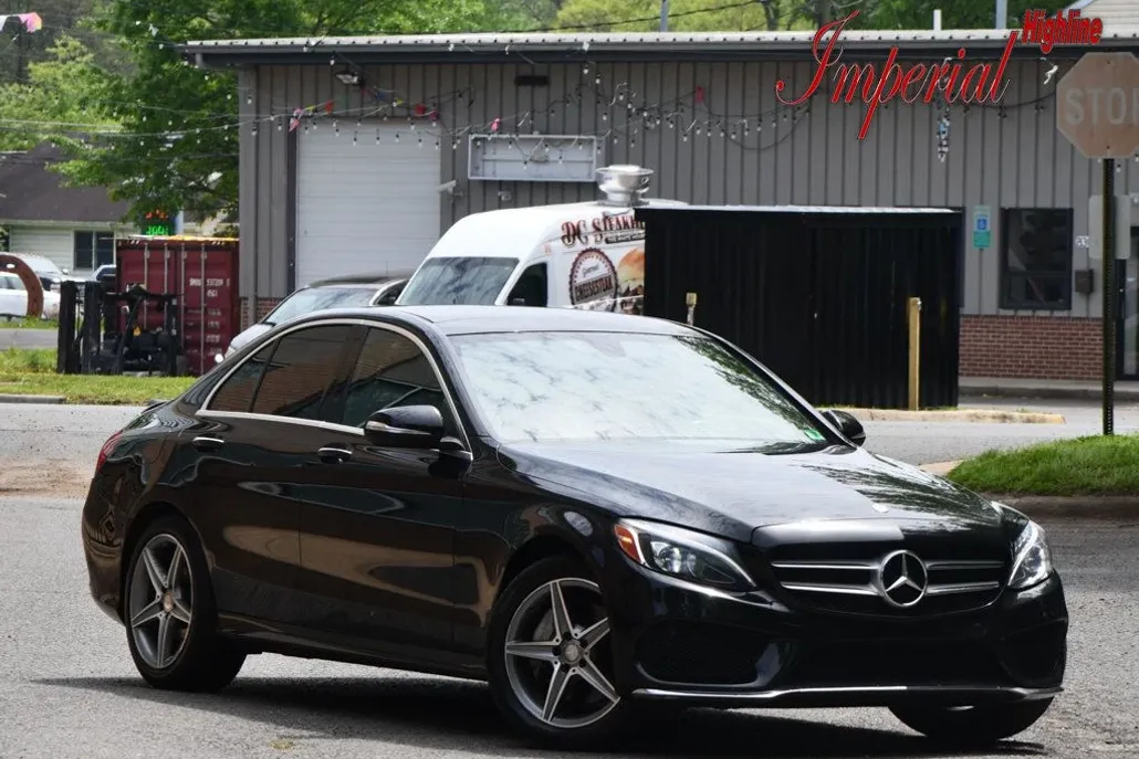 2015 Mercedes Benz C Sedan 300 4MATIC photo 1