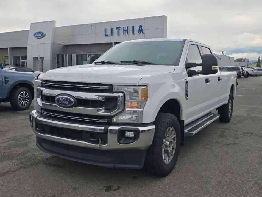 2022 Ford F-350 XLT photo 1