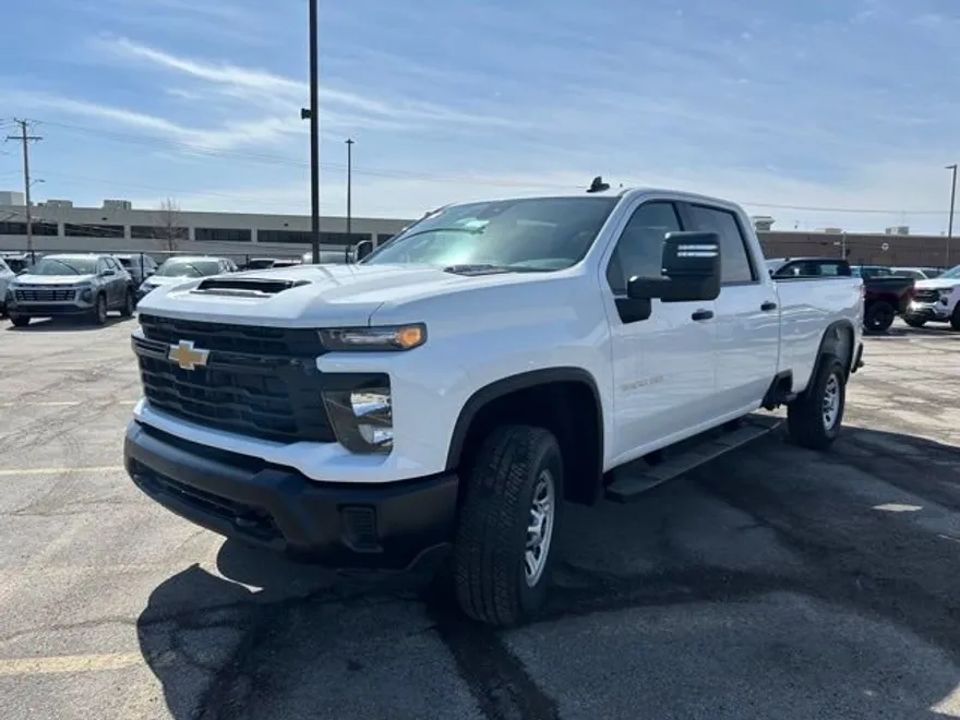 2024 Chevrolet Silverado 3500HD photo 1