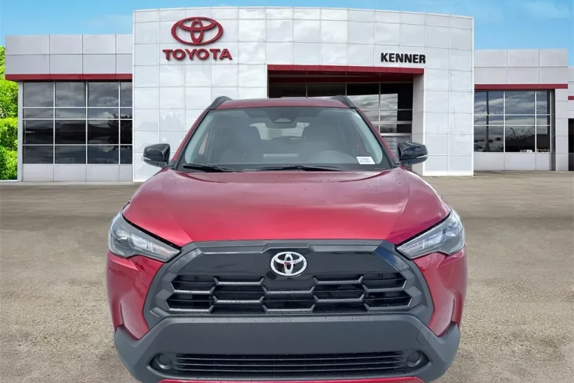 2026 Toyota Corolla Cross LE photo 1