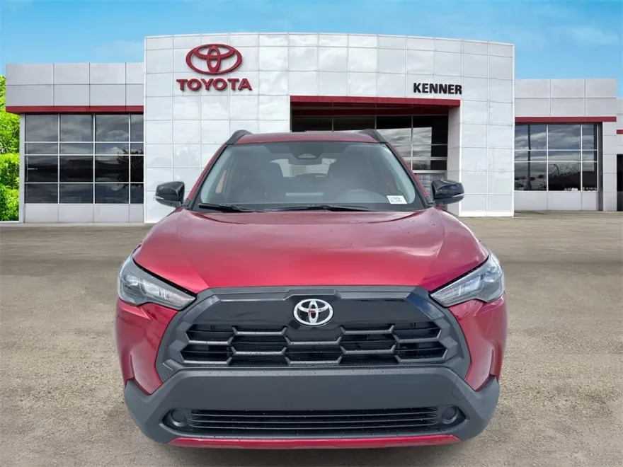 2026 Toyota Corolla Cross LE photo 1