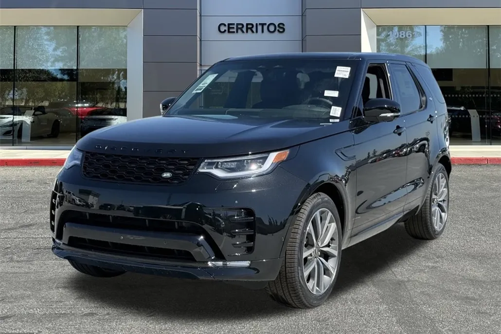 2025 Land Rover Discovery SE photo 1