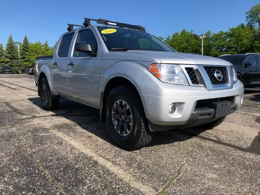 2019 Nissan Frontier PRO-4X photo 1