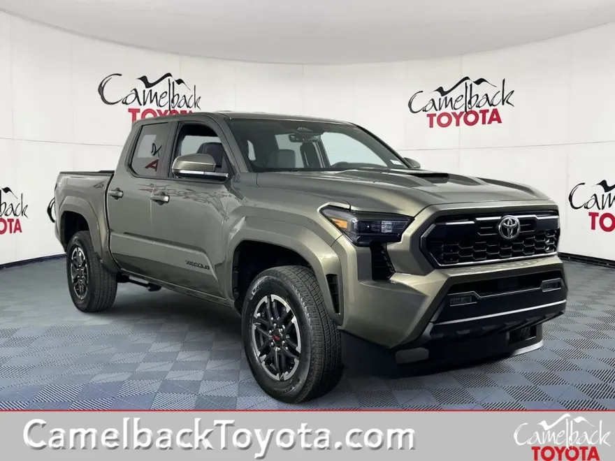 2025 Toyota Tacoma TRD Sport photo 1