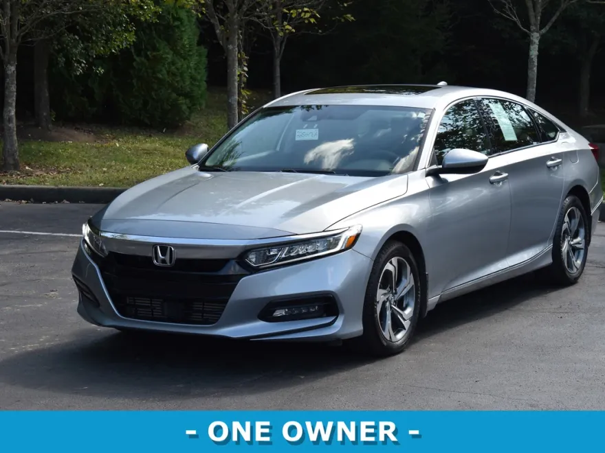 2019 Honda Accord EX photo 1