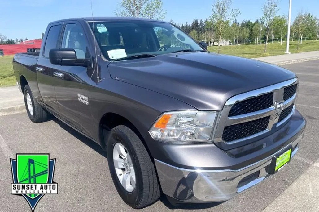 2017 Ram 1500 SLT photo 1