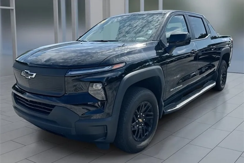 2024 Chevrolet Silverado EV Work Truck photo 1