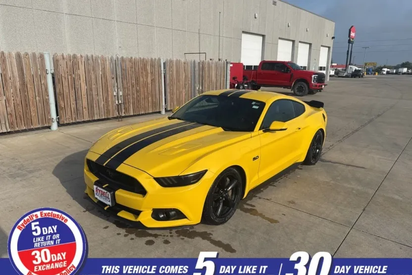 2015 Ford Mustang GT Premium photo 1
