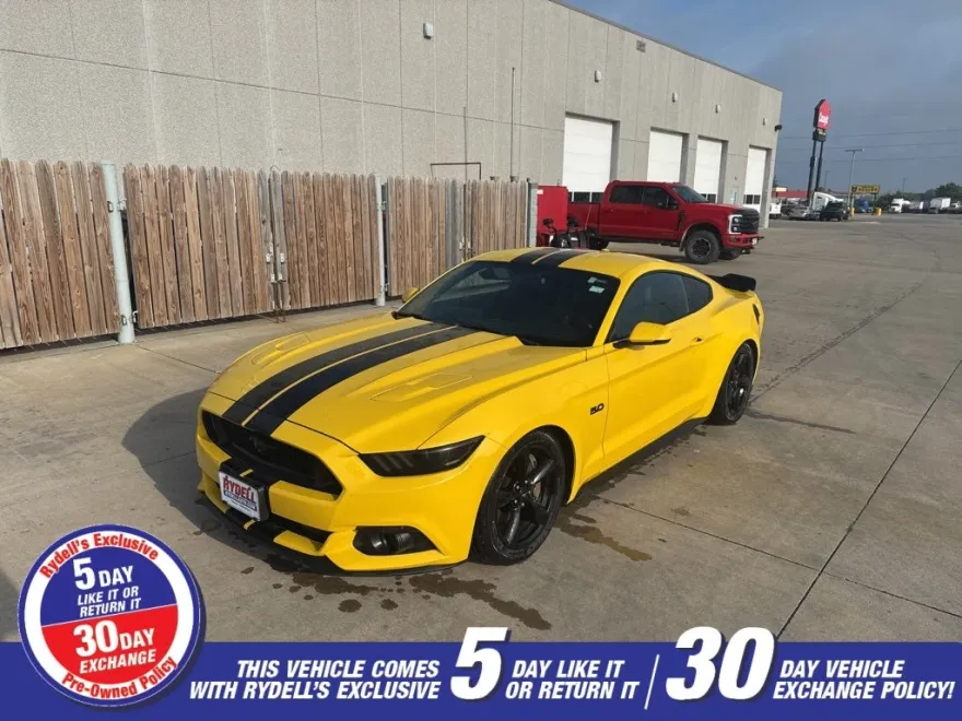 2015 Ford Mustang GT Premium photo 1