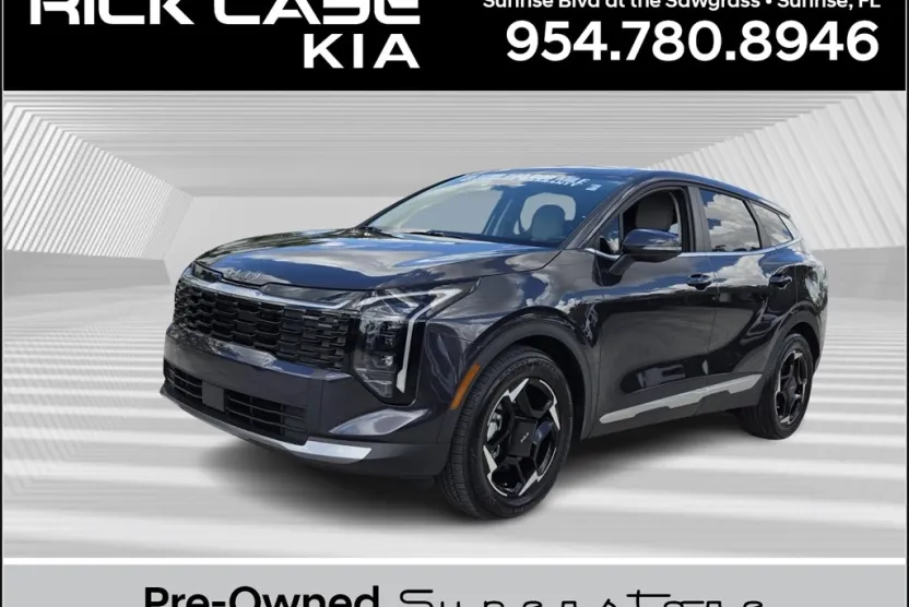 2026 Kia Sportage EX photo 1