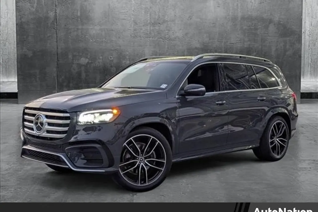 2025 Mercedes Benz GLS 450 4MATIC photo 1