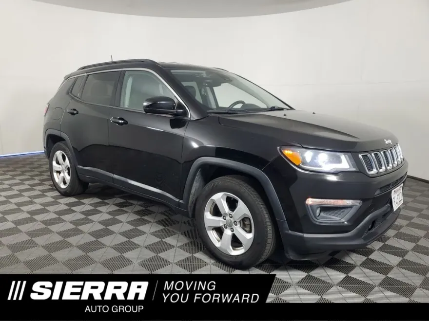 2018 Jeep Compass Latitude photo 1