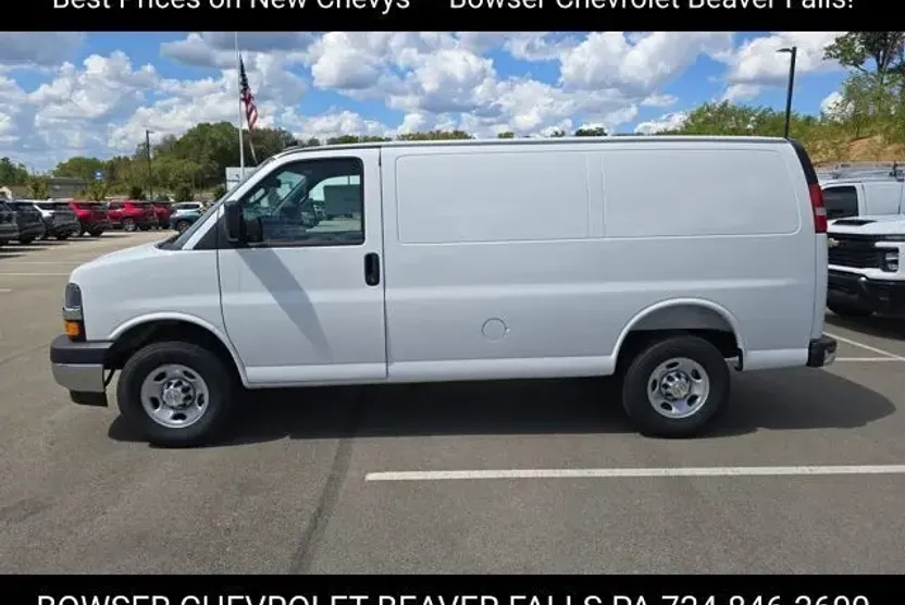 2025 Chevrolet Express 2500 Work Van Cargo photo 1
