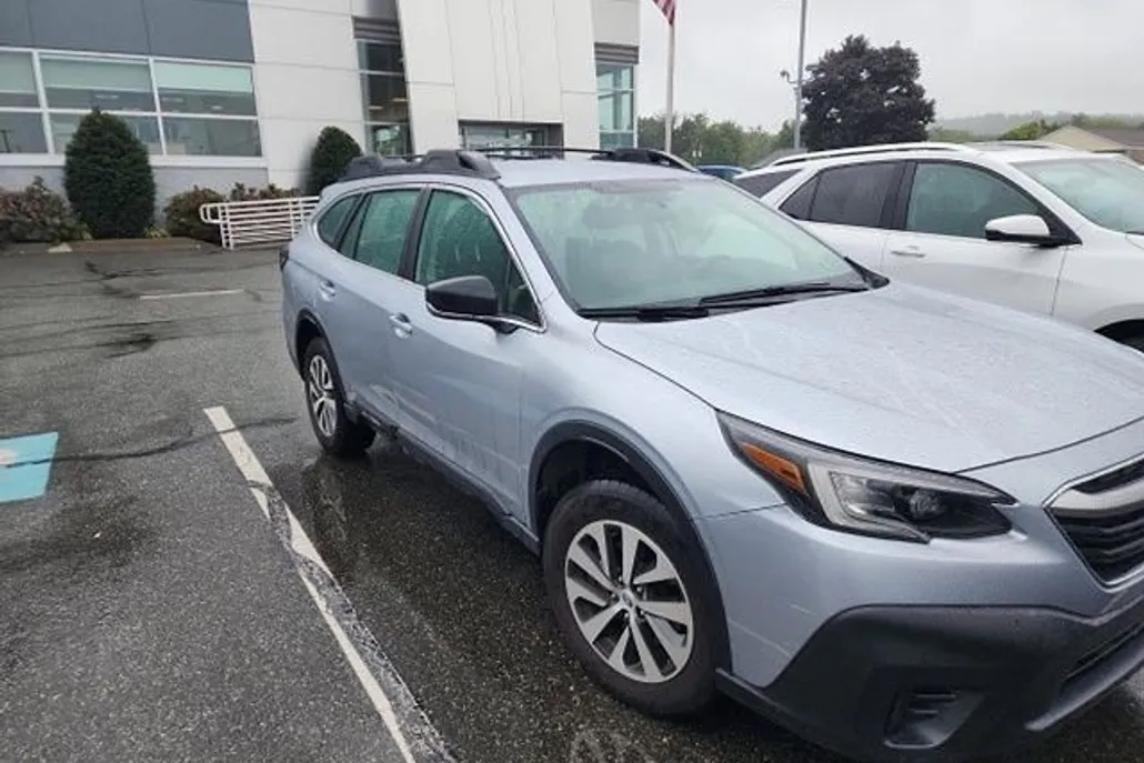 2021 Subaru Outback 2.5i photo 1