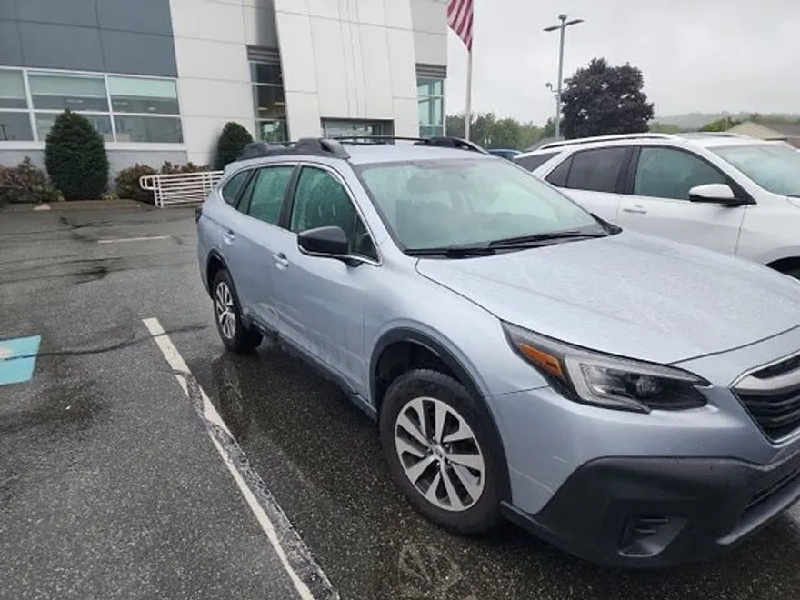 2021 Subaru Outback 2.5i photo 1