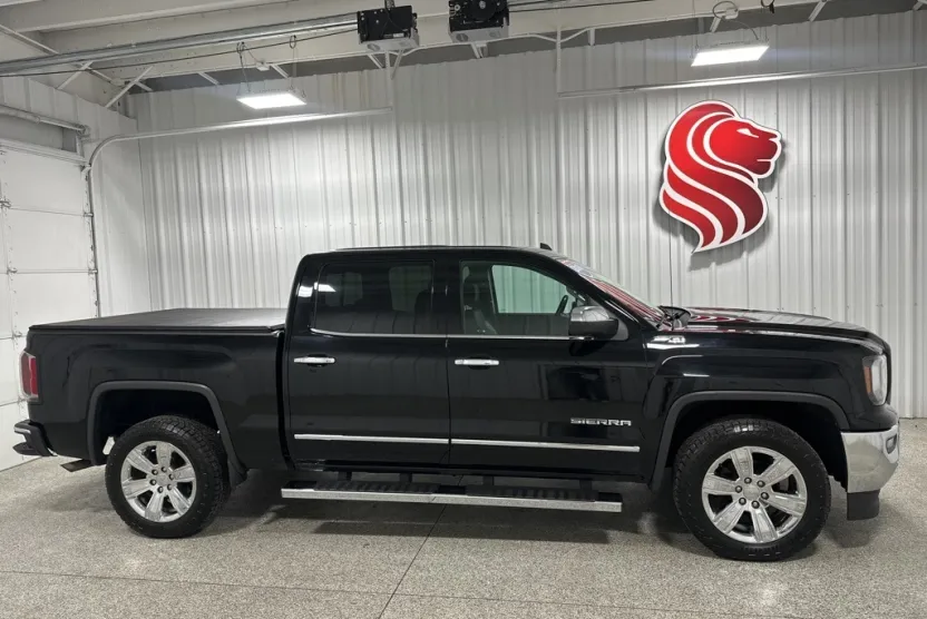 2018 Gmc Sierra 1500 SLT photo 1
