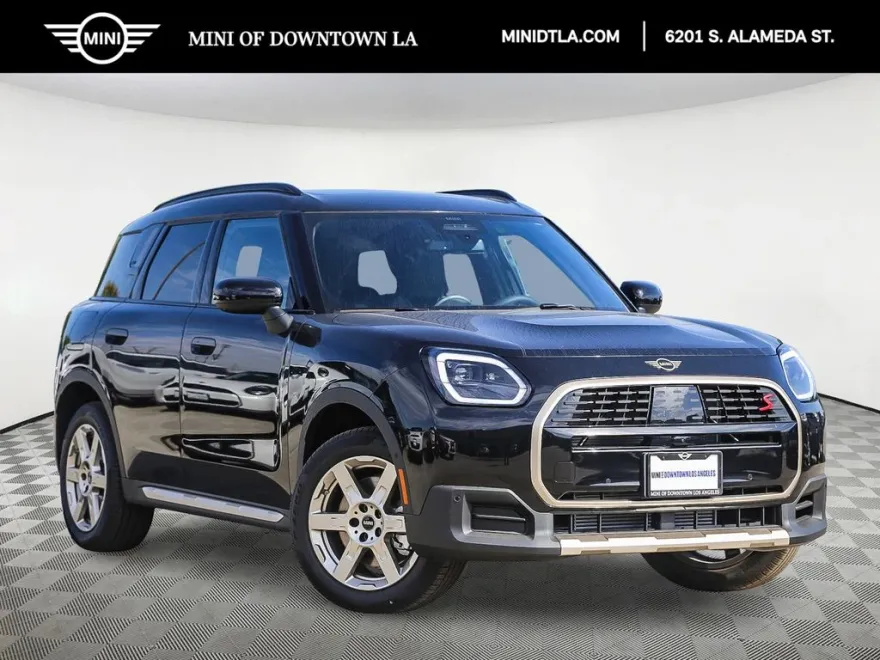 2025 Mini Countryman S ALL4 photo 1