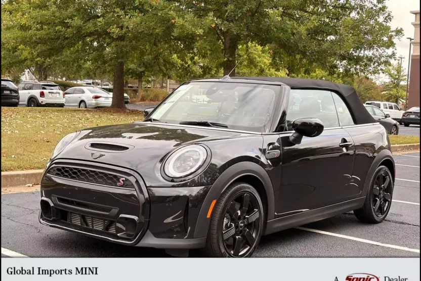 2023 Mini Cooper S Convertible photo 1