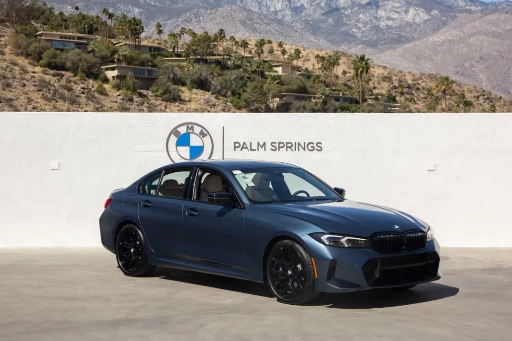 2025 Bmw 330i photo 1