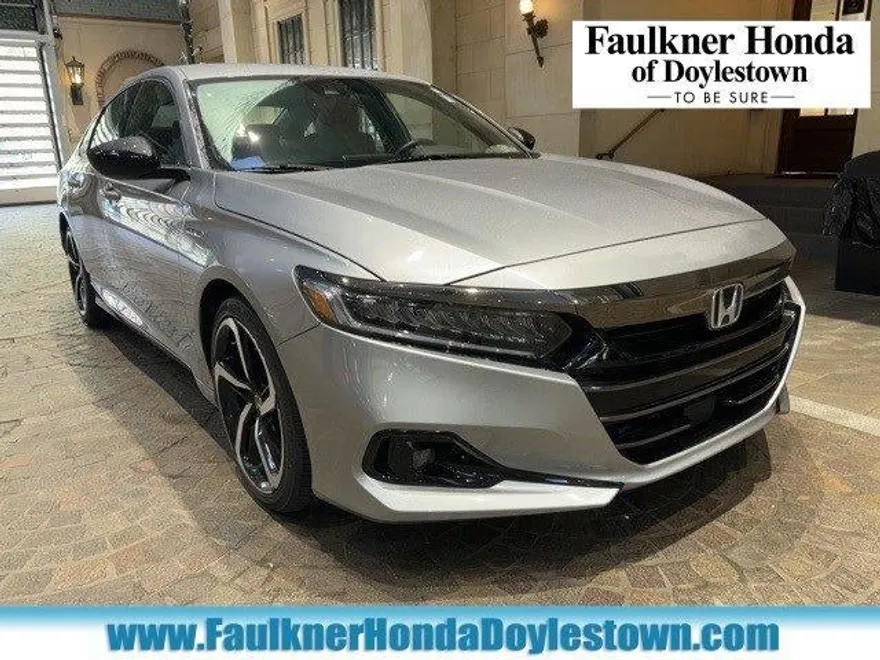 2022 Honda Accord Hybrid Sport photo 1