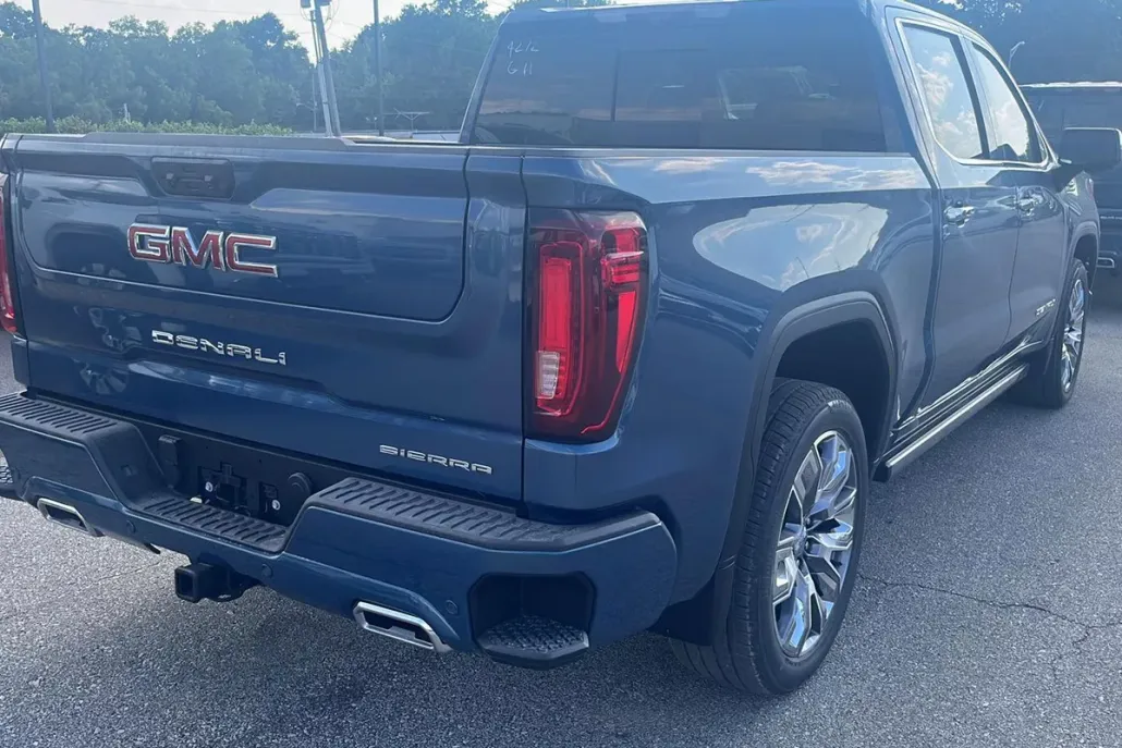 2026 Gmc Sierra 1500 Denali photo 1