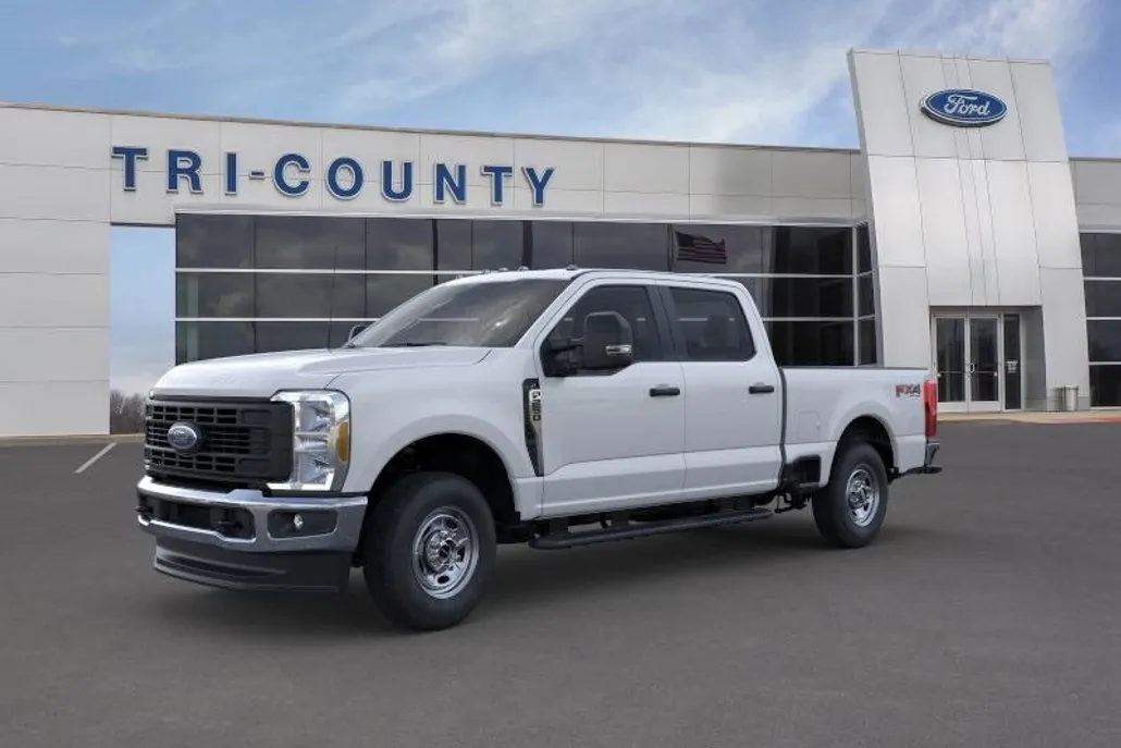 2025 Ford F-250 photo 1