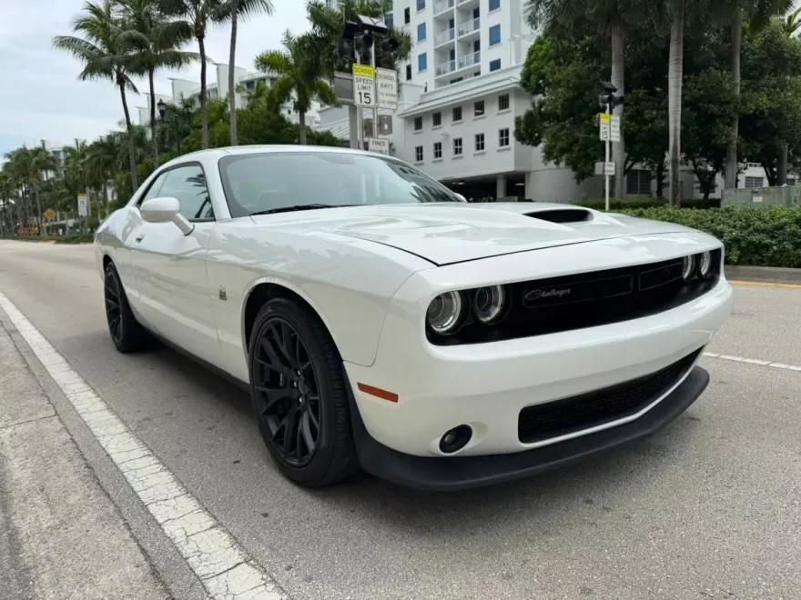 2019 Dodge Challenger R/T Scat Pack photo 1