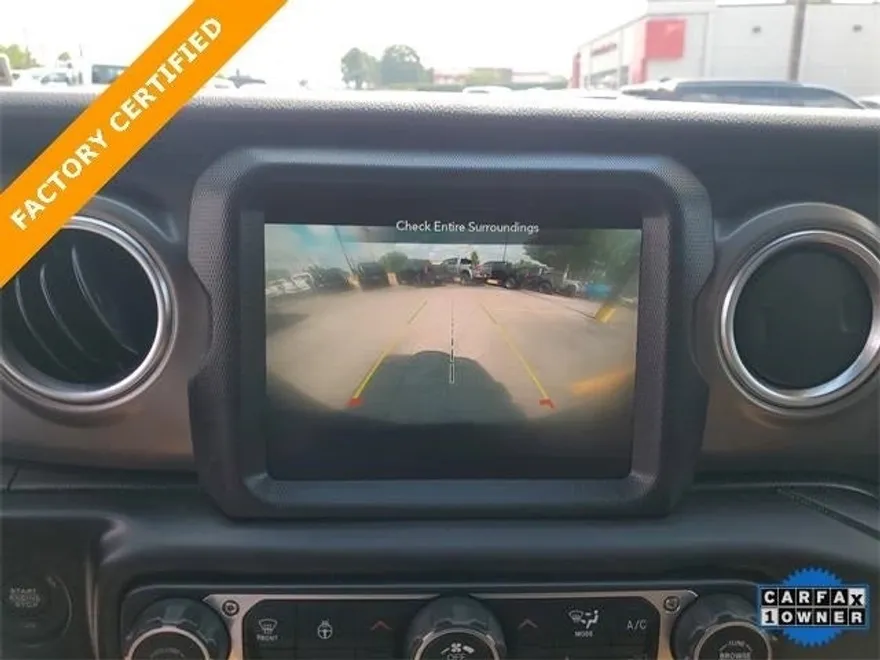 2022 Jeep Wrangler Unlimited Rubicon photo 24