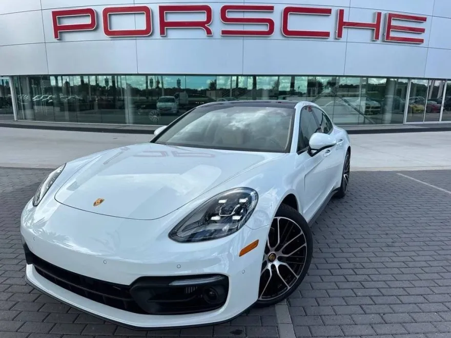 2023 Porsche Panamera Platinum photo 1