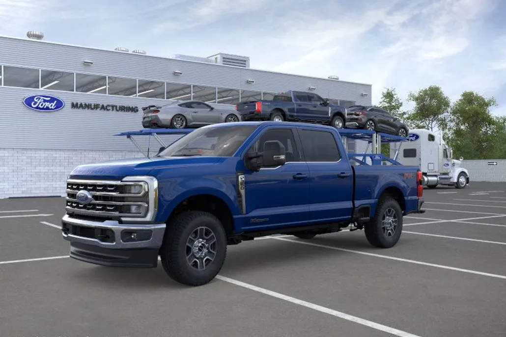 2026 Ford F-350 Lariat photo 1