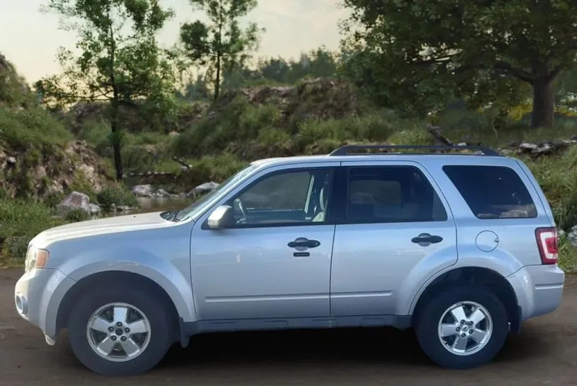2012 Ford Escape XLT Sport photo 1