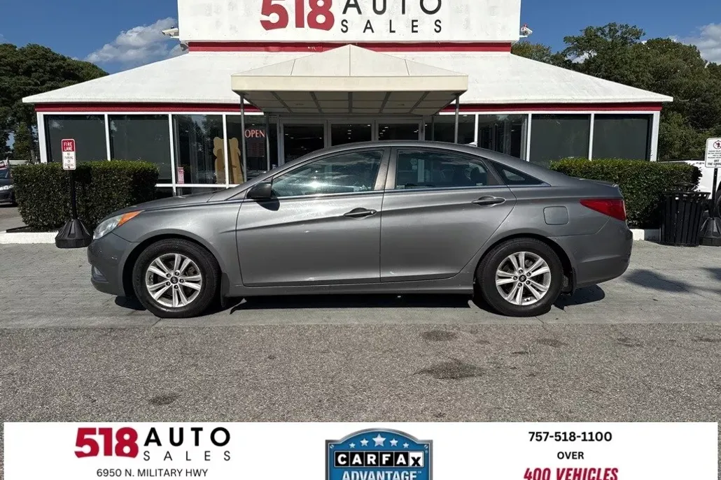 2013 Hyundai Sonata GLS photo 1