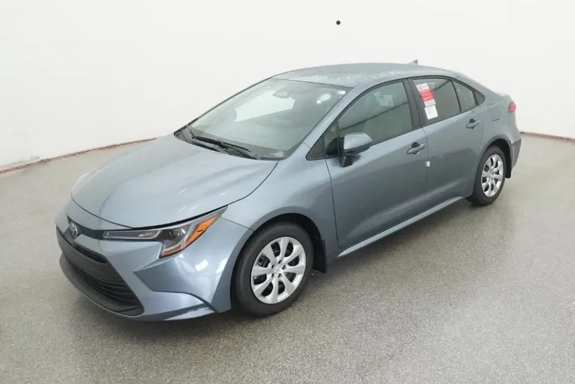 2026 Toyota Corolla LE photo 1