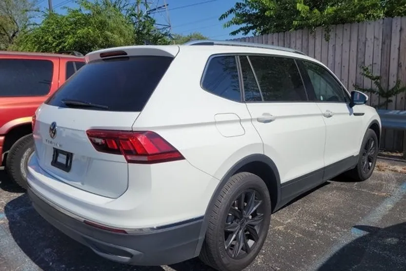 2024 Volkswagen Tiguan SE Wolfsburg Edition photo 1
