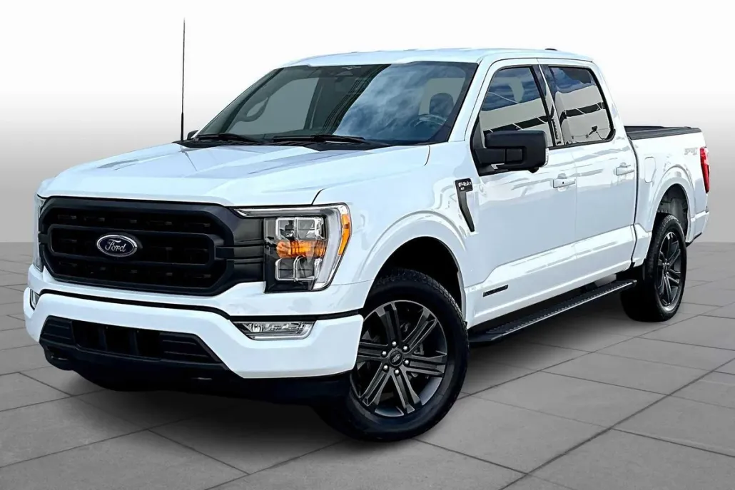 2023 Ford F-150 XLT photo 1